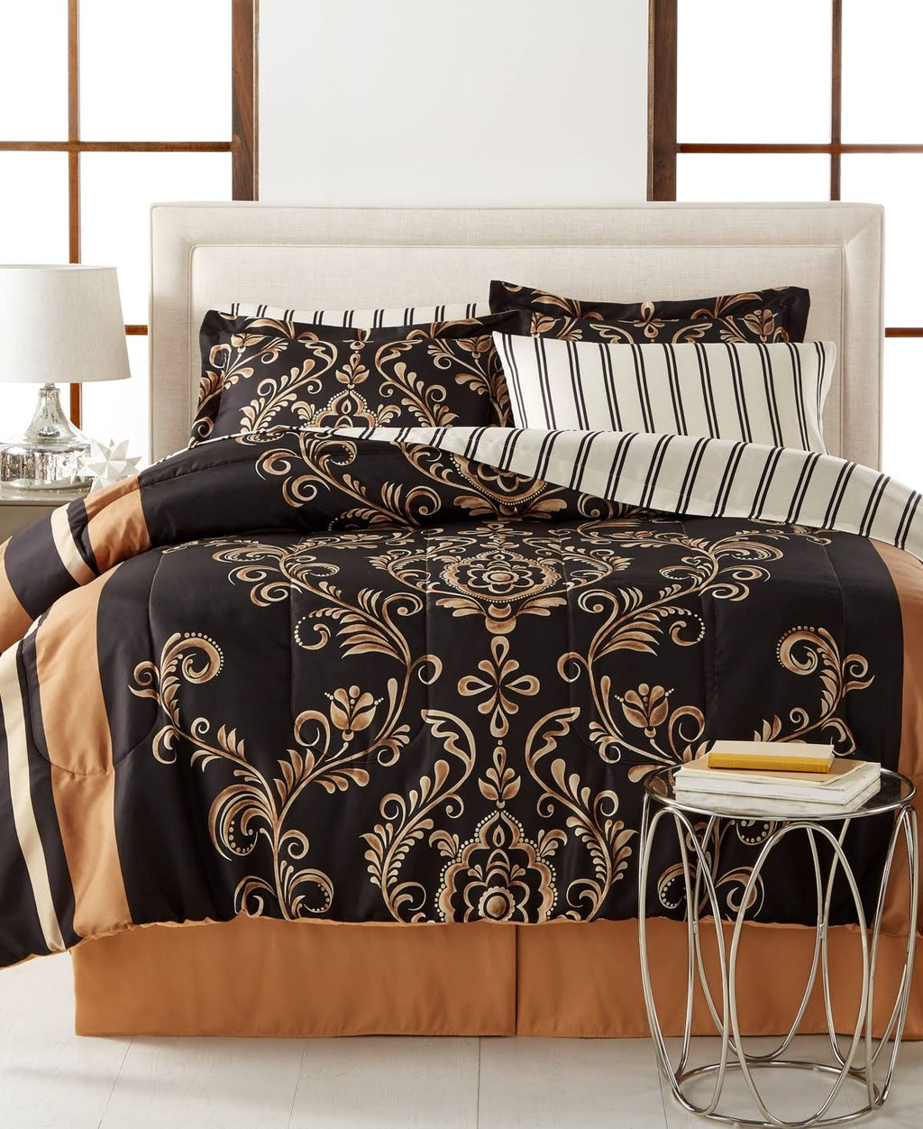 Gold Reversible 8-Piece Full Bedding Set Z96171