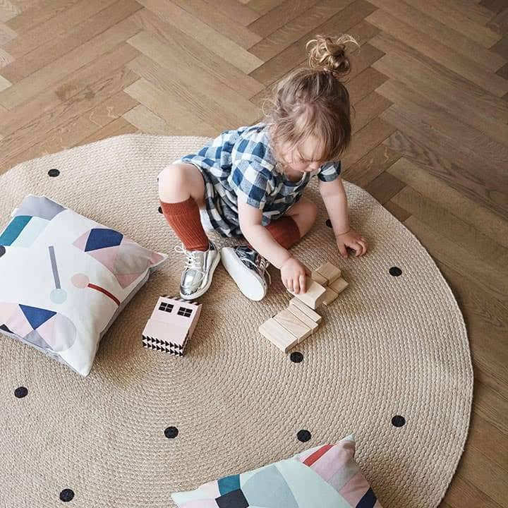 Black Dots Large Jute Carpet U2368