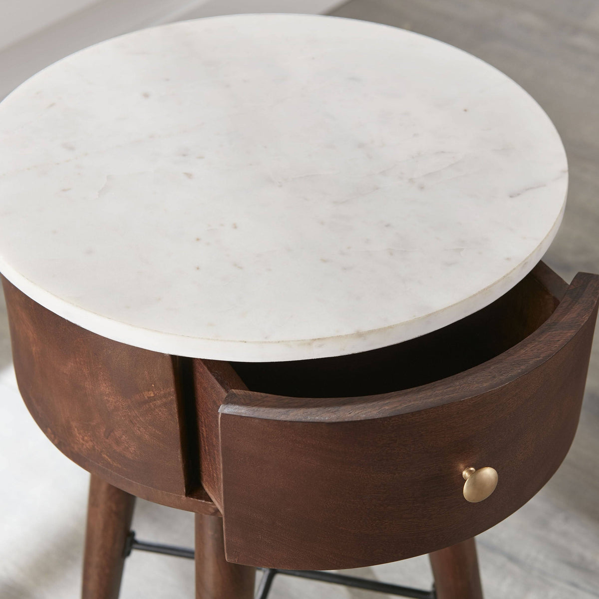 White and Brown Cherry Round End Table X262