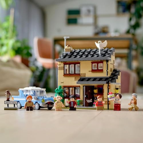 Harry Potter House and Flying Car Toy with Minifigures O829