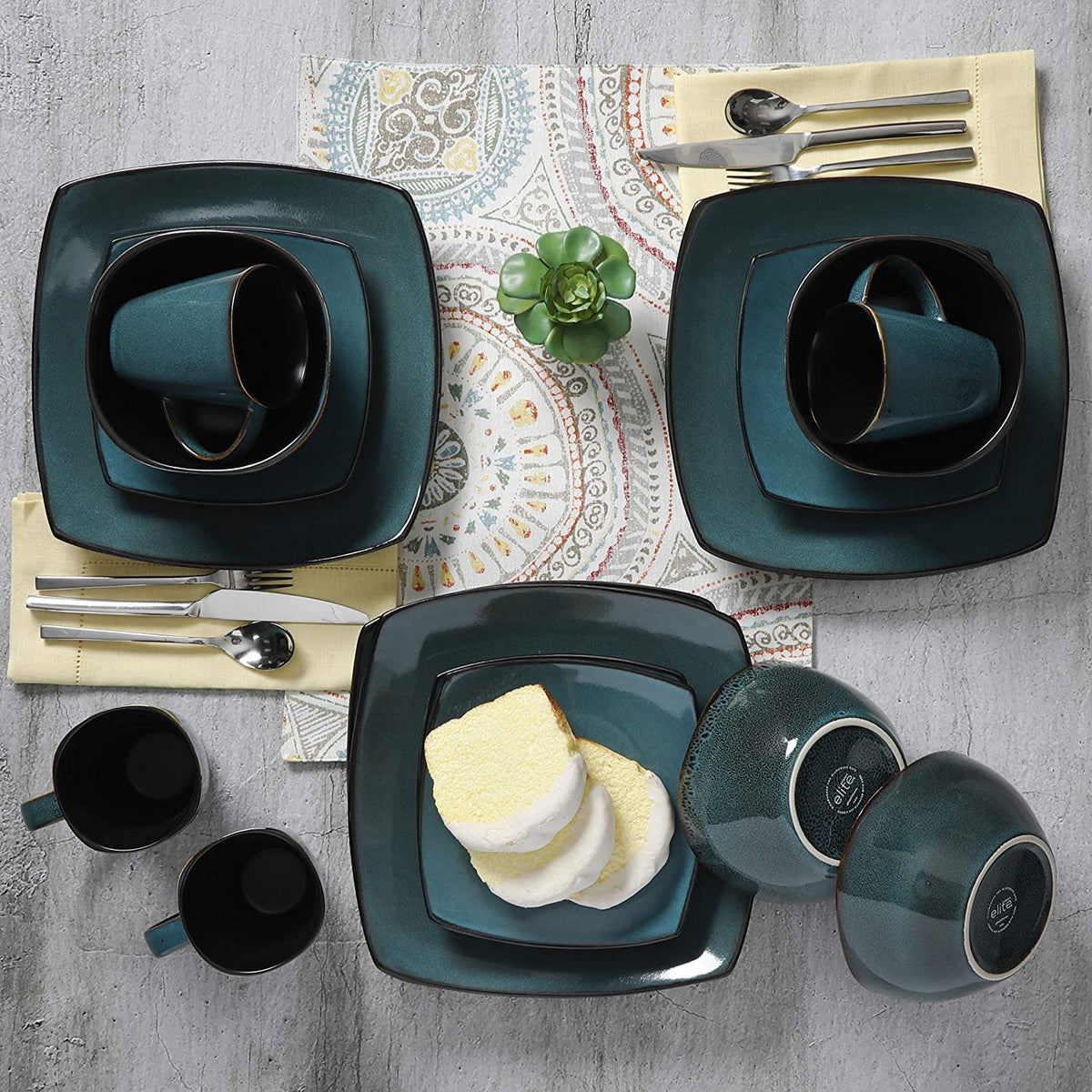 16 Pc Teal Dinnerware Set Y352550