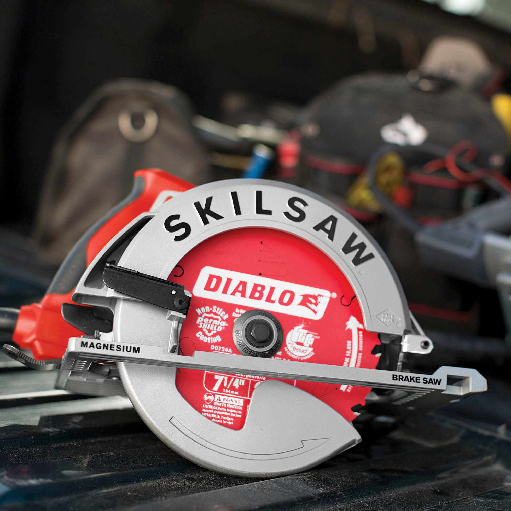 7-1/4x22 Magnesium Circular Saw with Brake R789