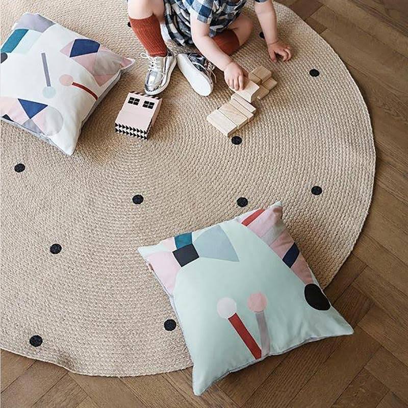 Black Dots Large Jute Carpet U2368
