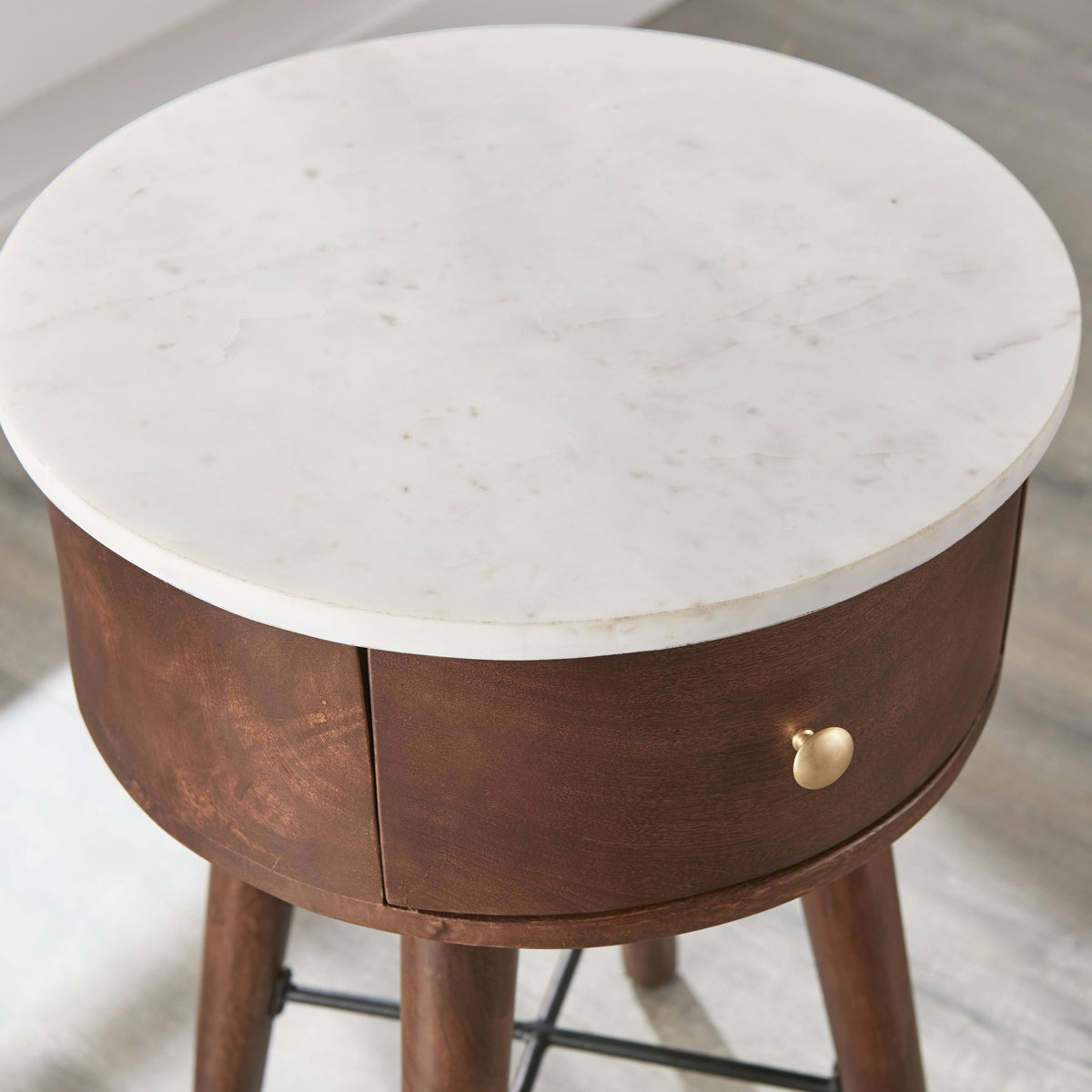 White and Brown Cherry Round End Table X262